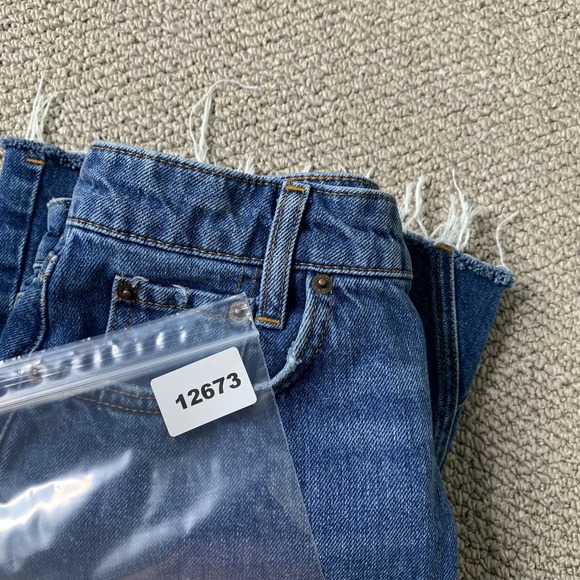 BDG Outfitters Womens Skirt Size Small Blue Dark Wash Denim Distressed Mini - Picture 9 of 9